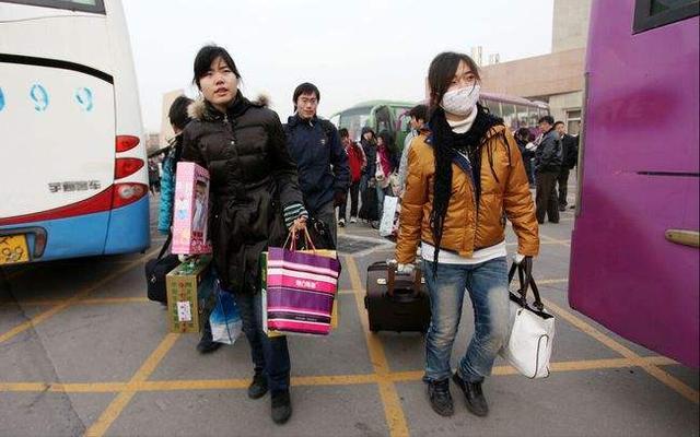 春节返乡政策迎来优化调整，多地取消部分核酸检测要求