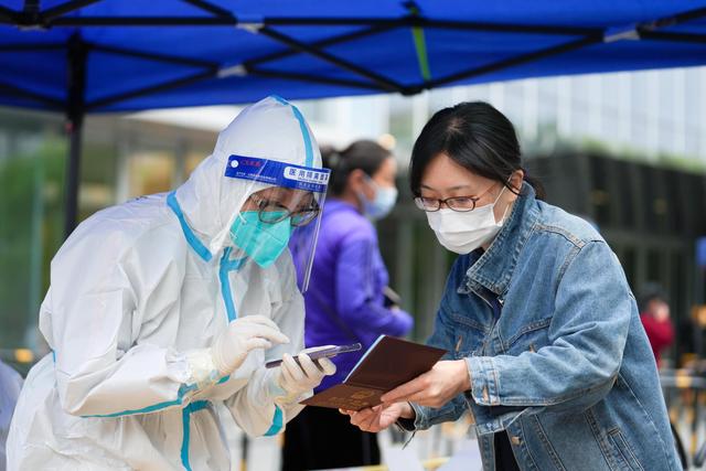 北京暂停全员核酸检测，常态化防疫进入科学精准新阶段