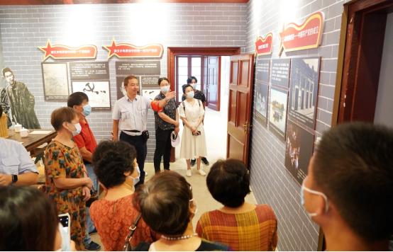 江城印记，武汉毒株背后的科学与人性的双重叙事