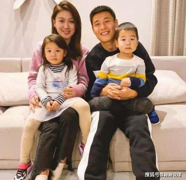 武磊妻子感染新冠，爱与坚守在疫情中闪耀