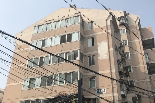 北京宝盛里小区停车，一位居民的日常挑战与思考