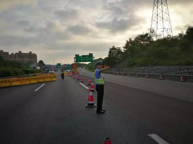 今日高速路况，这些路段临时封闭，出行请注意！