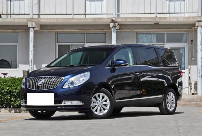 别克GL8商务车4座版报价解析，豪华与性价比如何平衡？