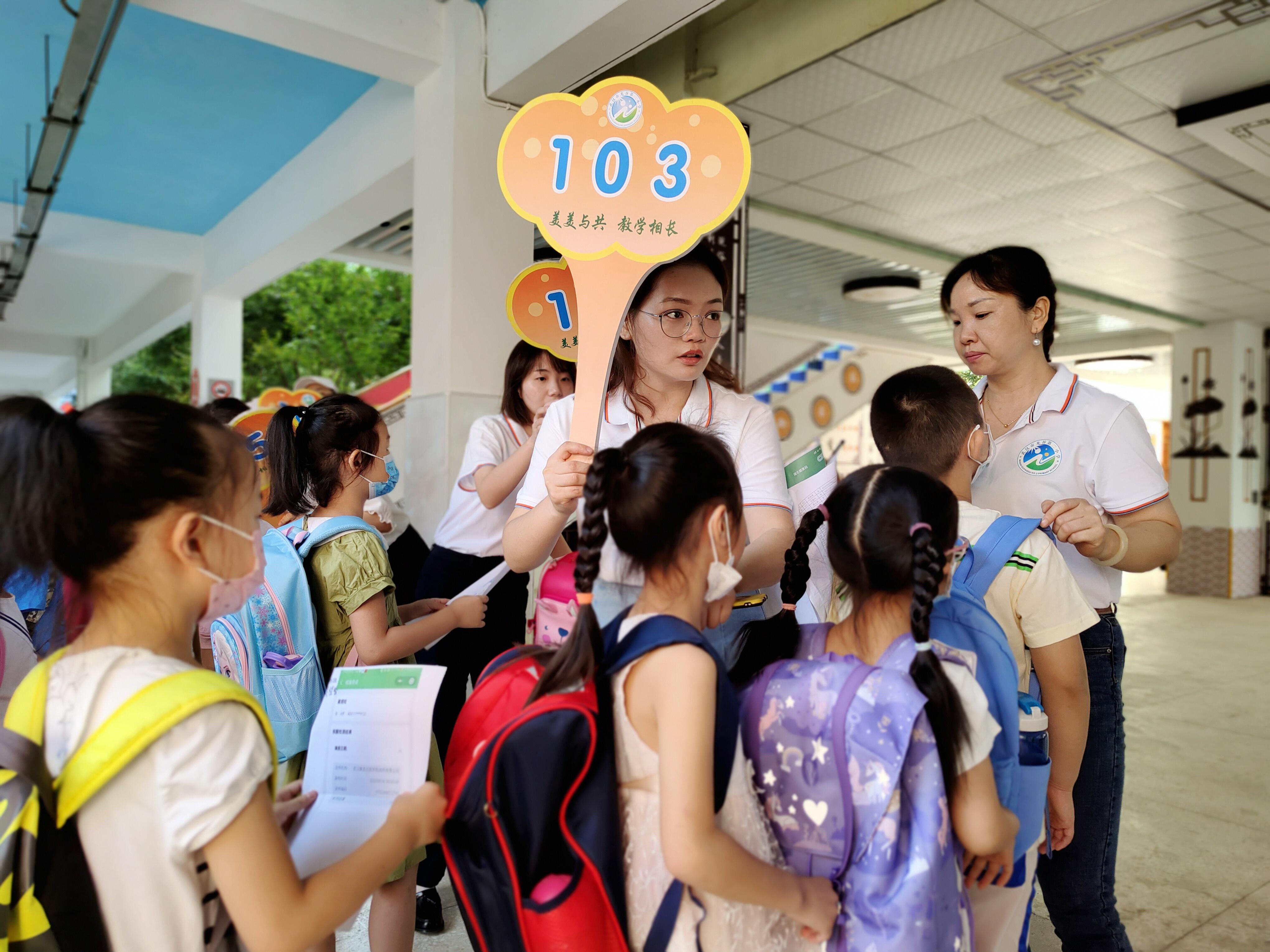 当城市按下重启键，迎接疫情全面放开的挑战与希望