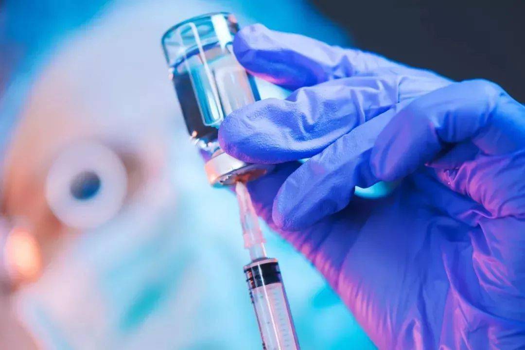 新冠疫苗第四针来了，与第三针间隔多久打最合适？