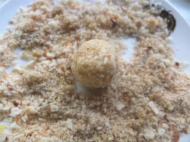 今年清明放假安排出炉，4月4日至6日共三天，4月7日正常上班