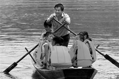 十六岁的渡口，与最后一次托举