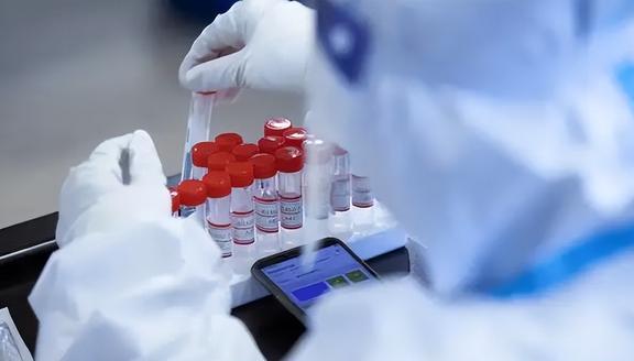 新冠核酸检测与抗原检测，双剑合璧的科学防线