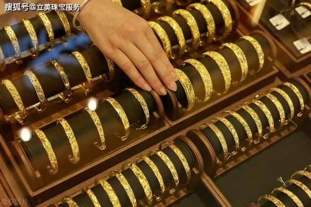 北京菜百首饰今日金价，千足金是纯金吗？解读黄金纯度的秘密