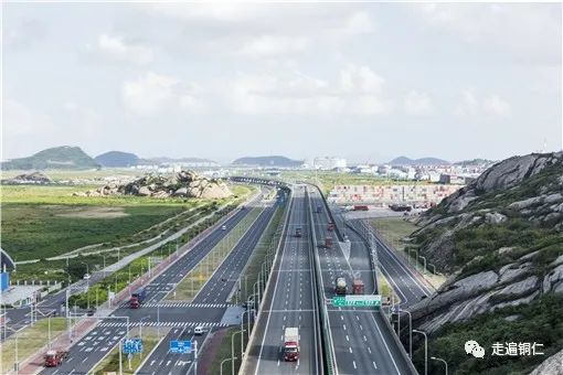 2024清明假期高速免费通行指南，时间、车型全解析