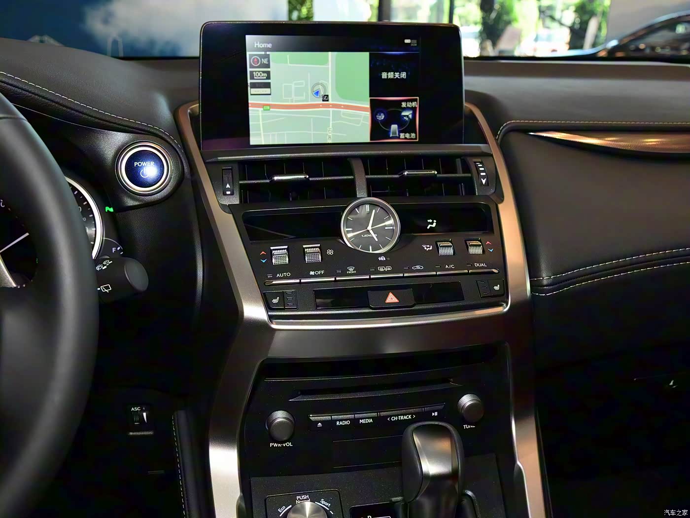 2019款凌志RX300h，豪华与节能的完美融合