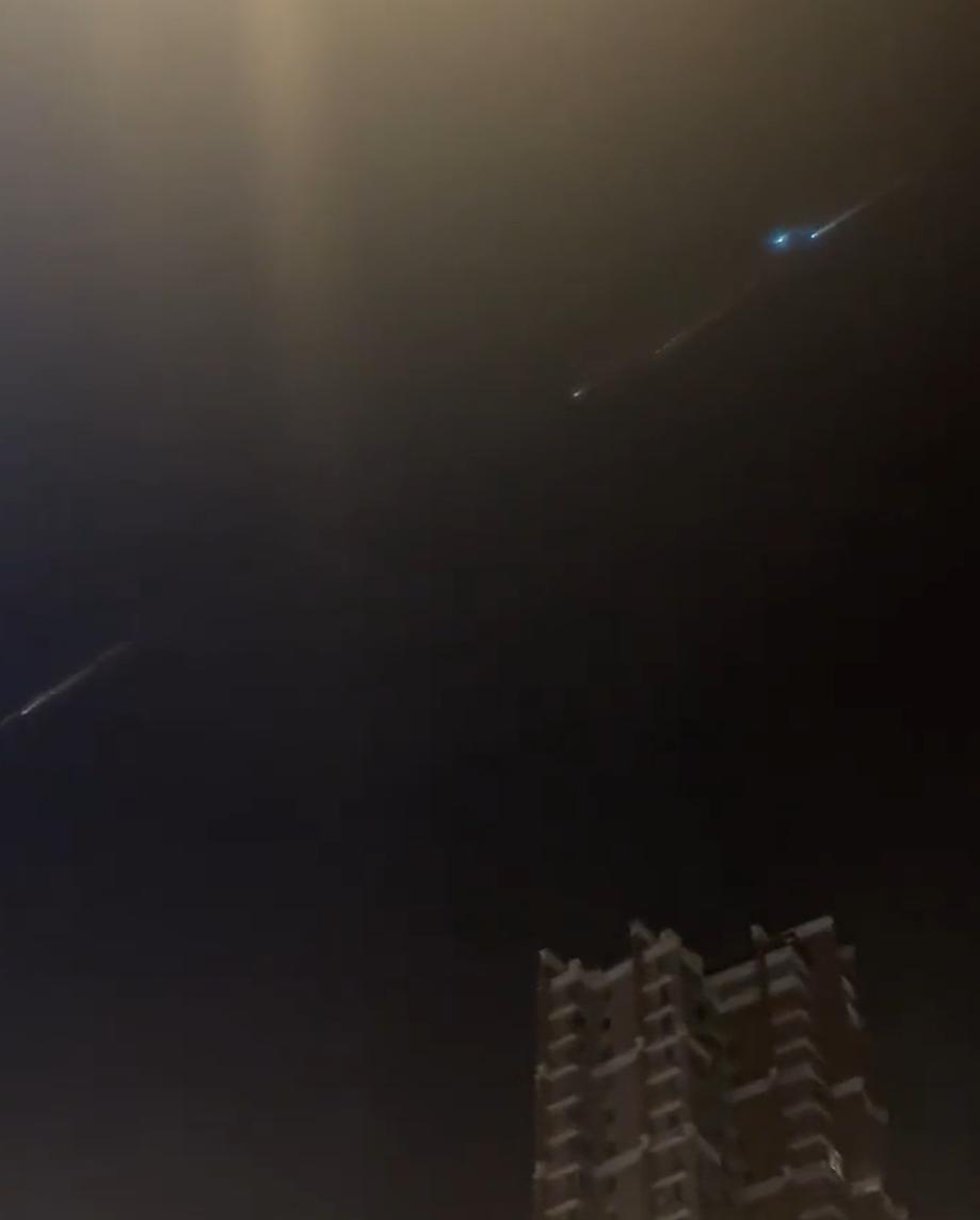 哈尔滨疑似出现不明飞行物，引发全城热议与科学猜想